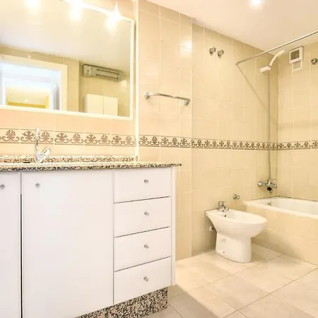 Apartamento Homeincalpe Apolo Xvi 2-15-68 *